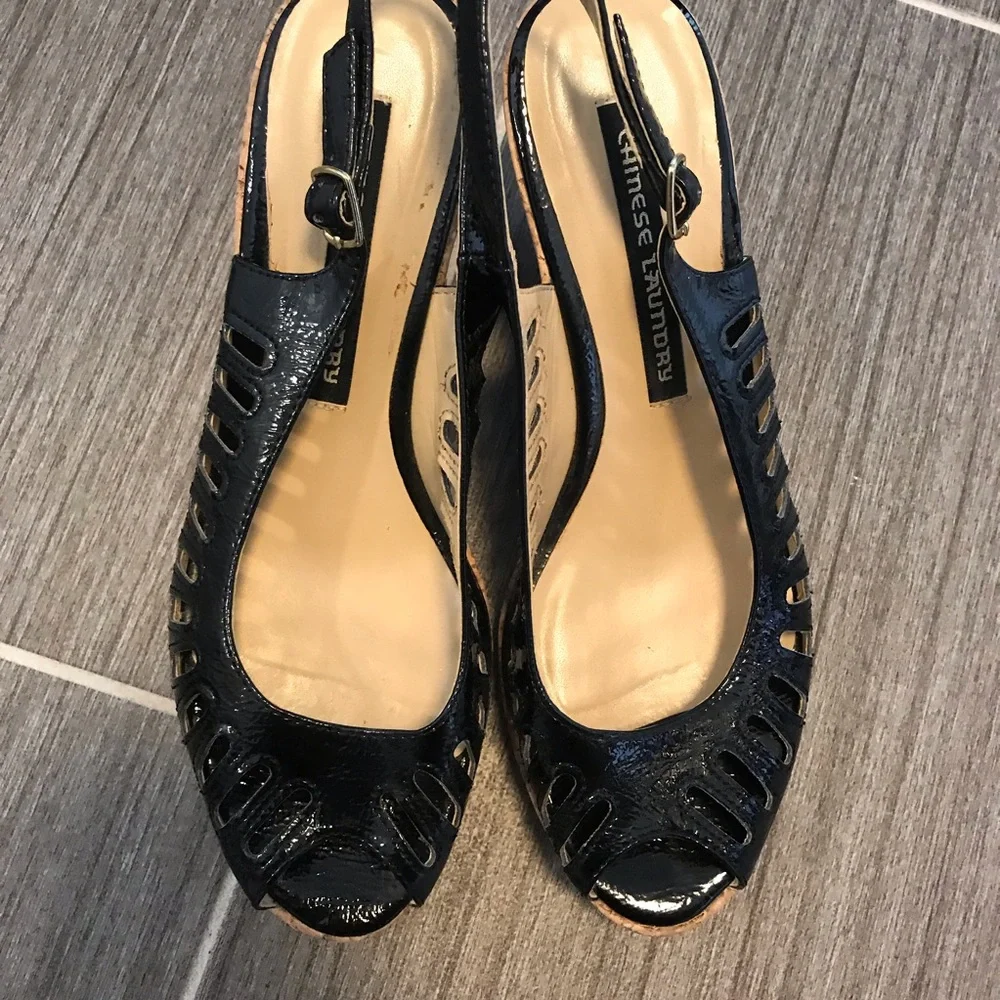 Chinese Laundry Starlet Wedge 7.5 Black Patent